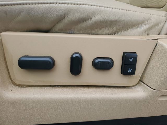 Used 2013 Ford F150 Lariat w/ Mid Equipment Group image 16