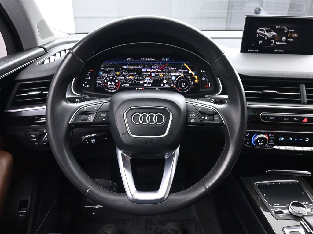 Used 2018 Audi Q7 3.0T Prestige image 28
