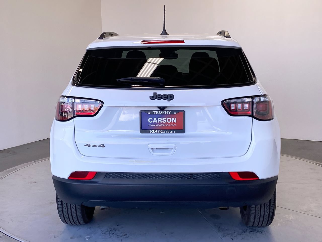 Used 2025 Jeep Compass Latitude w/ Altitude Special Edition AWD/4WD image 4