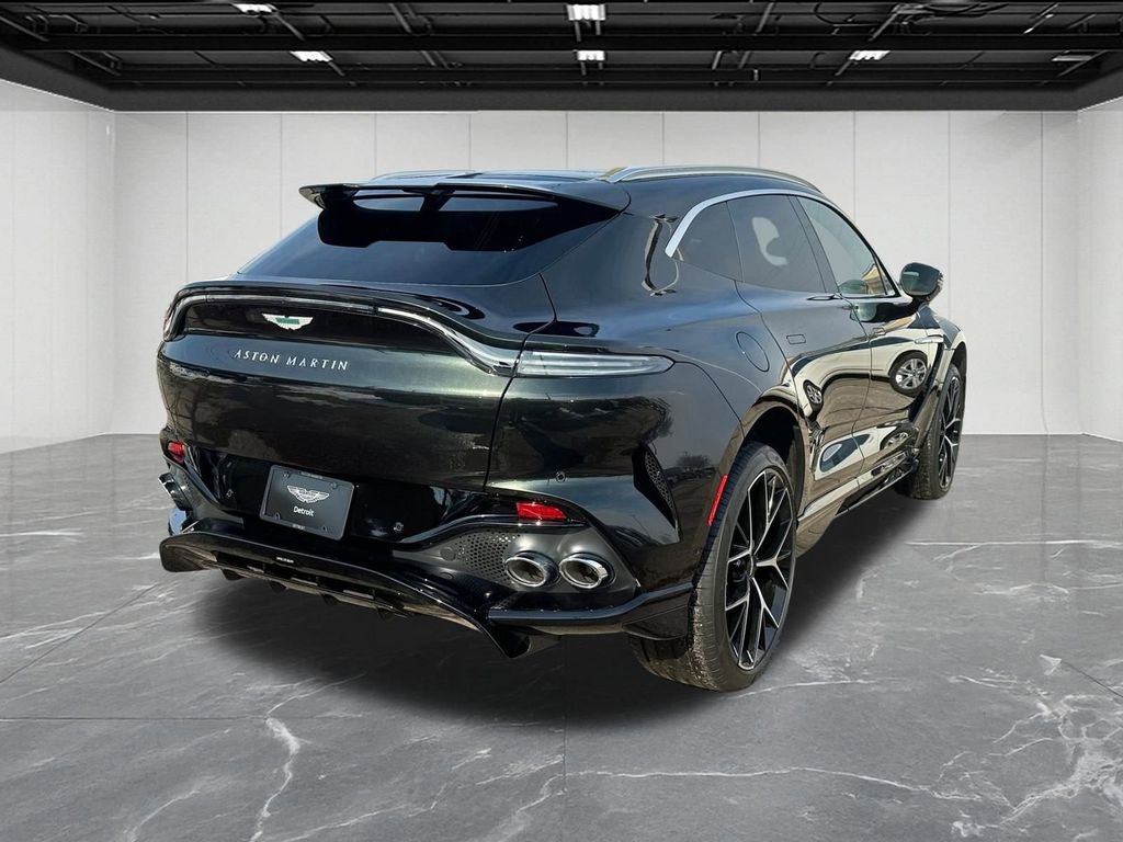 New 2026 Aston Martin DBX 707 image 5