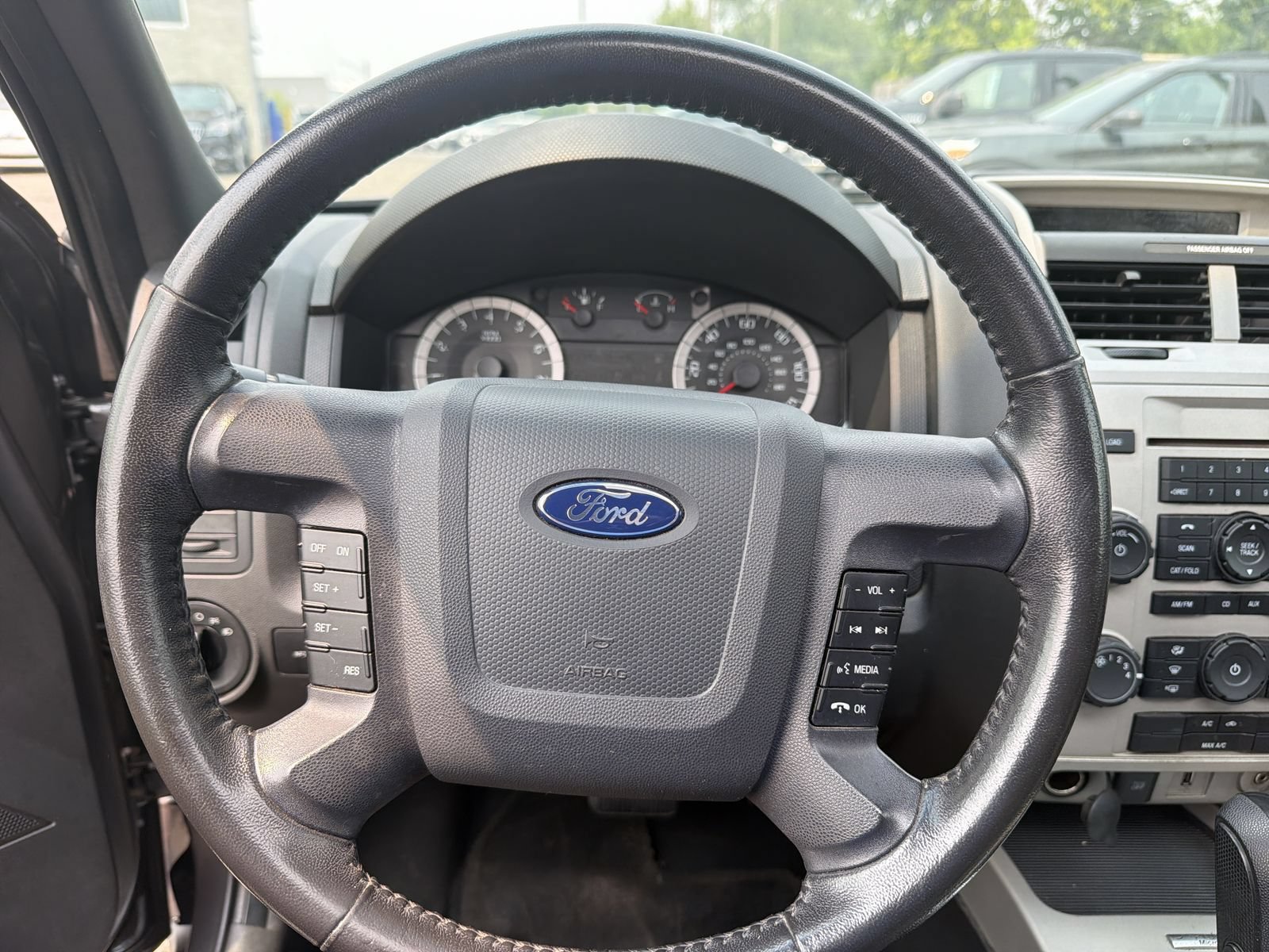 Used 2012 Ford Escape XLT AWD/4WD image 25