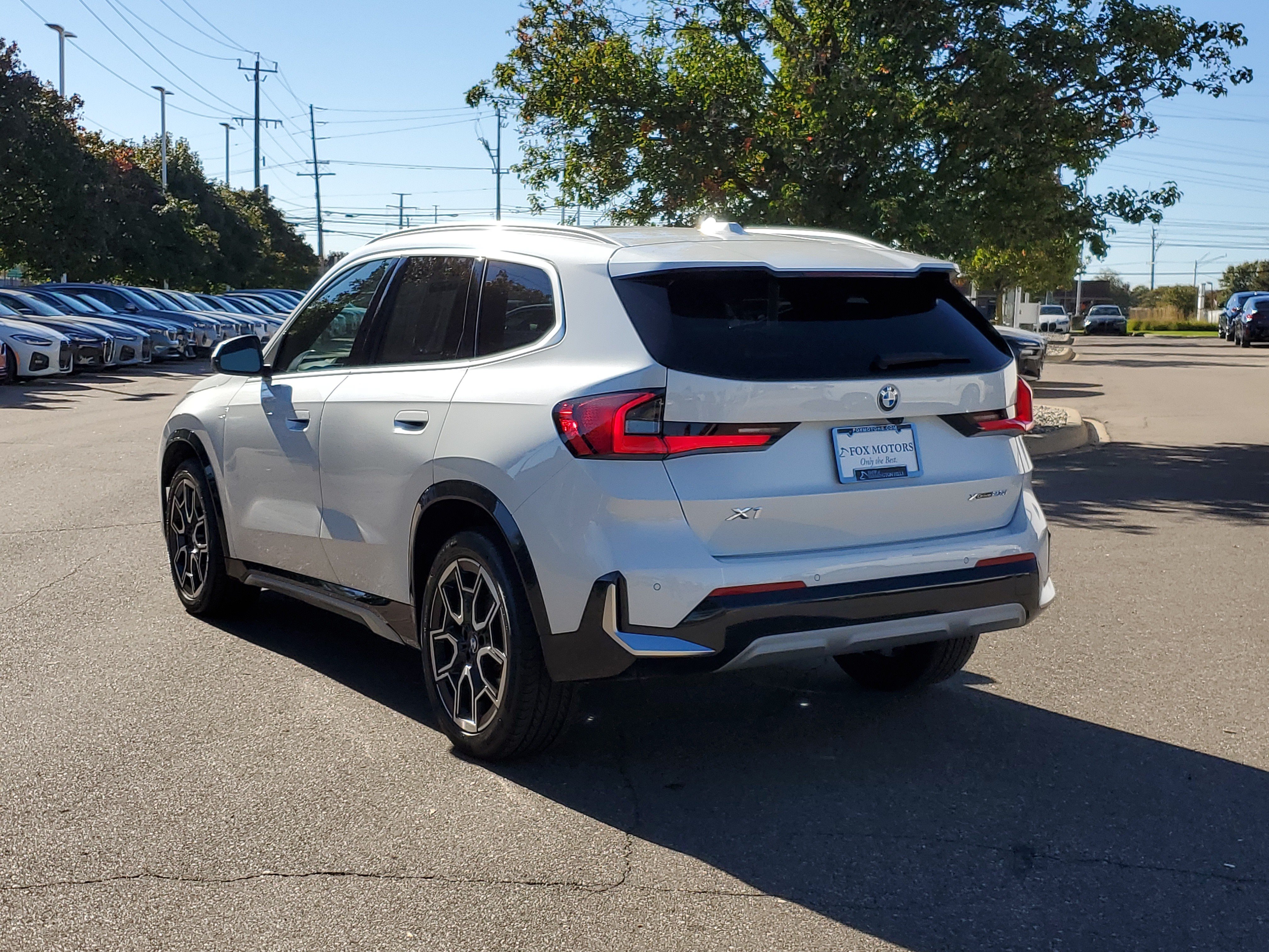 Certified 2023 BMW X1 xDrive28i w/ Premium Package AWD/4WD image 3