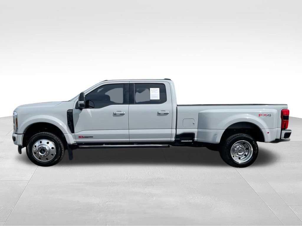 Used 2025 Ford F450 Platinum w/ FX4 Off-Road Package AWD/4WD image 5