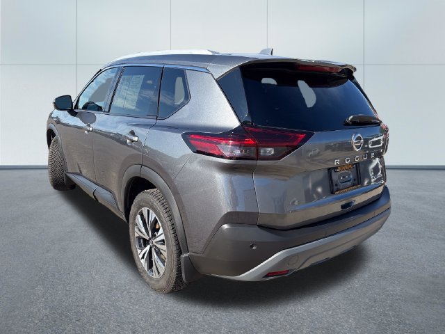 Used 2021 Nissan Rogue SV AWD/4WD image 2