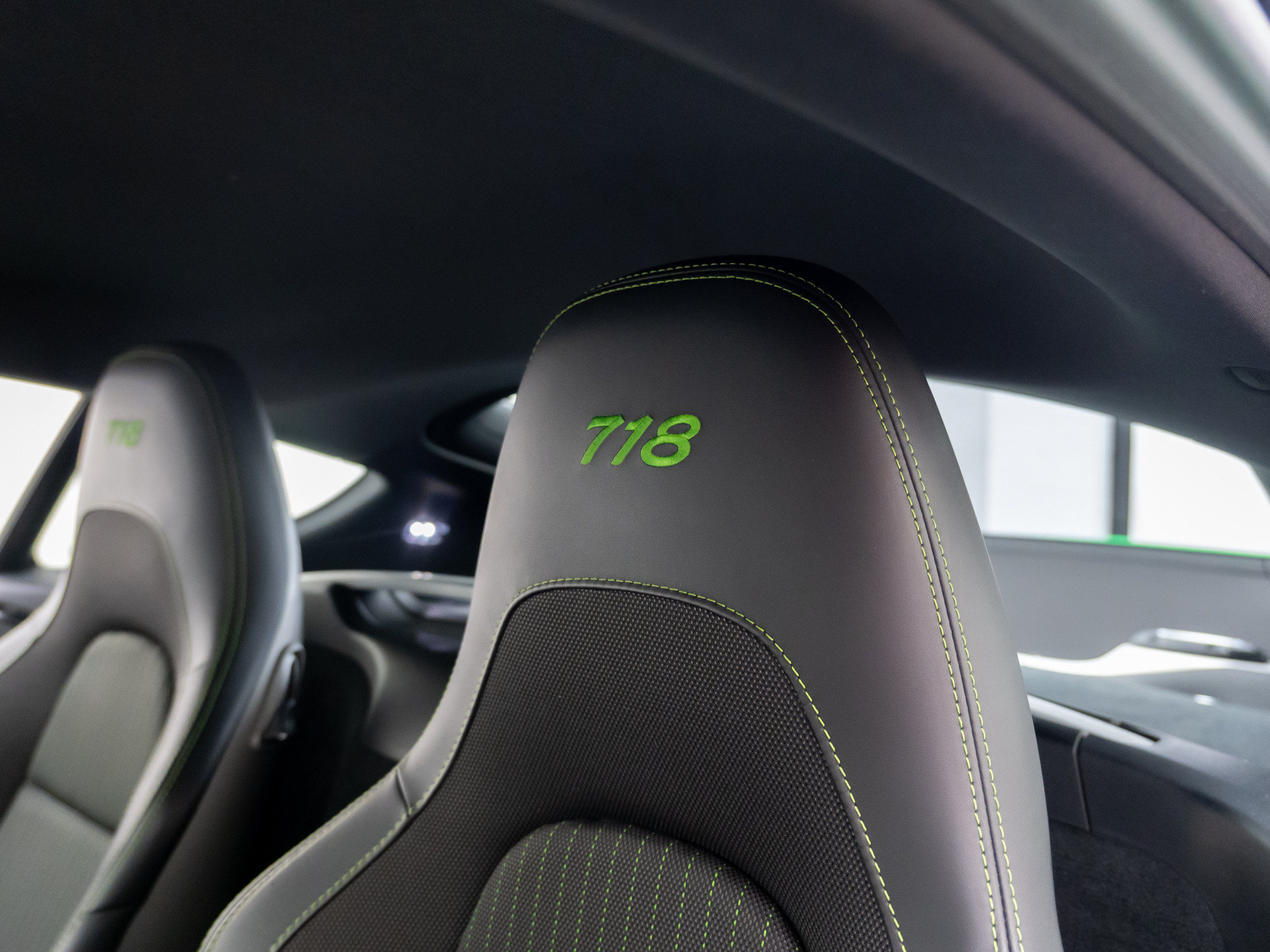 Certified 2021 Porsche 718 Cayman RWD image 17