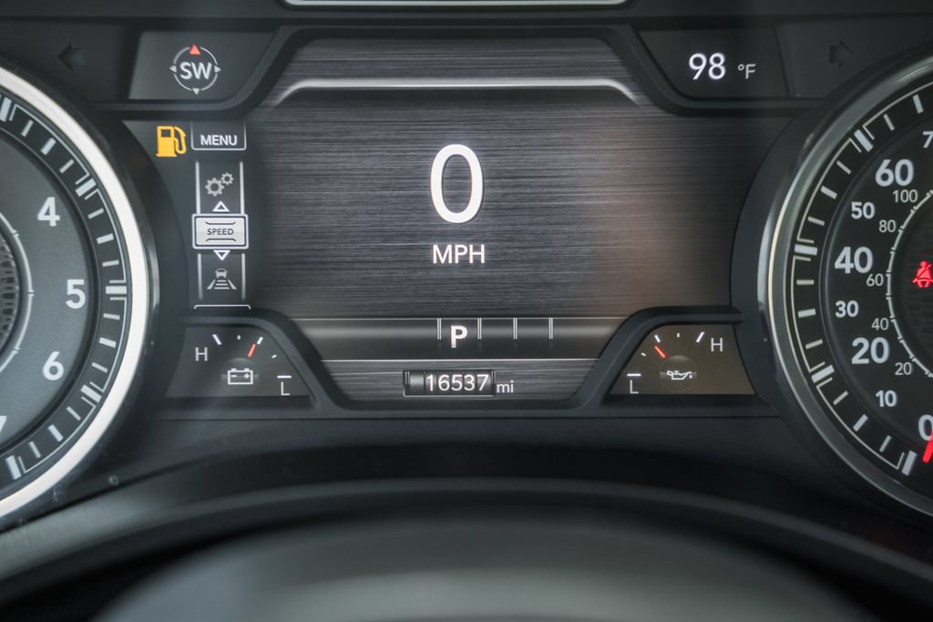 Certified 2025 RAM 1500 Laramie AWD/4WD image 35