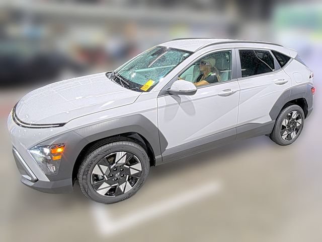 Used 2025 Hyundai Kona SEL AWD/4WD image 2