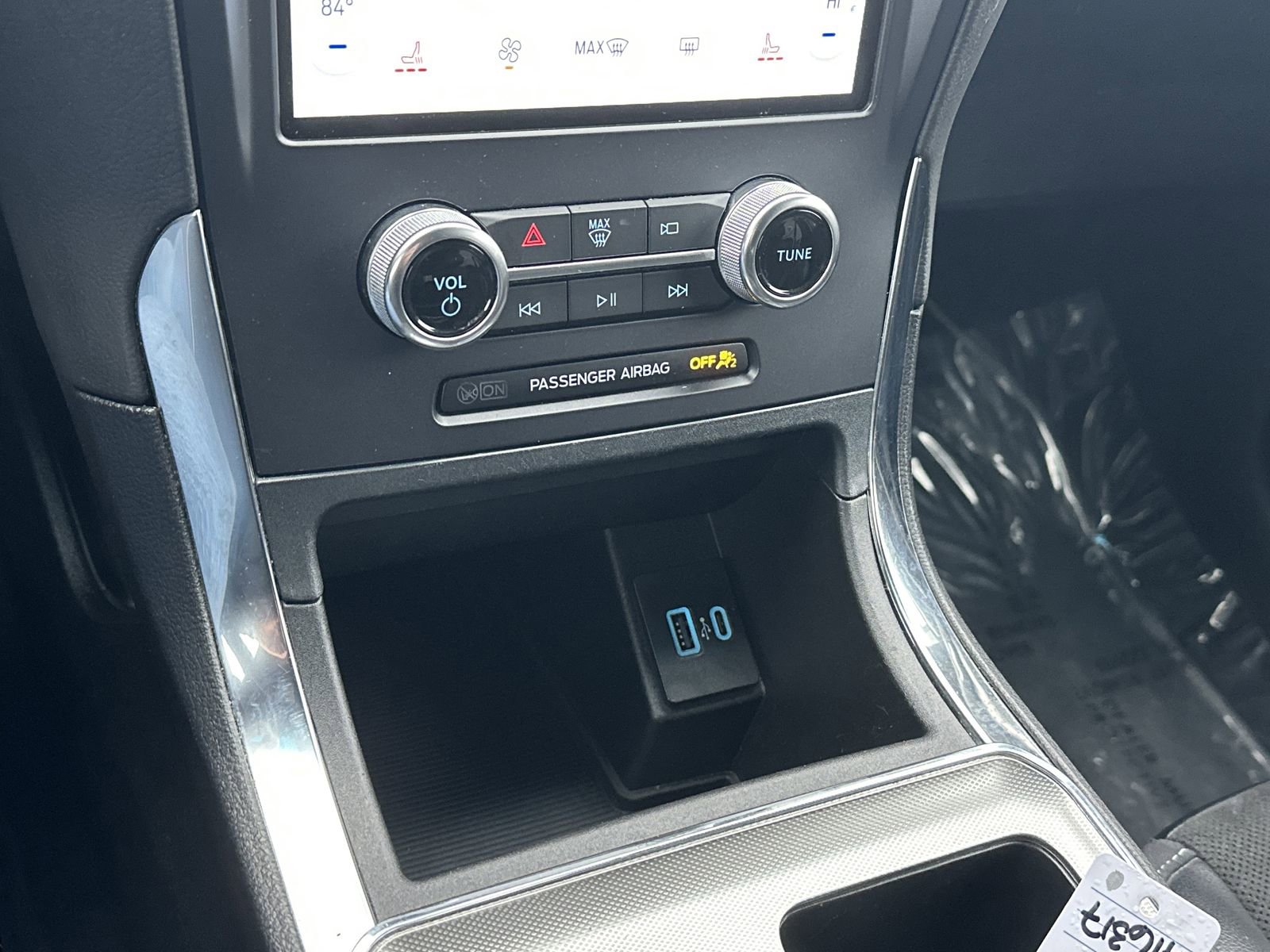 Used 2022 Ford Edge ST image 14