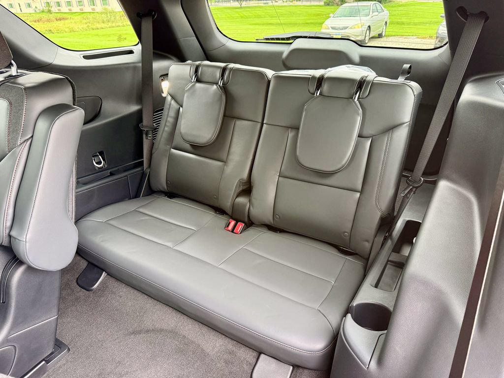New 2027 Ford Explorer Active w/ Active Comfort Package AWD/4WD image 13