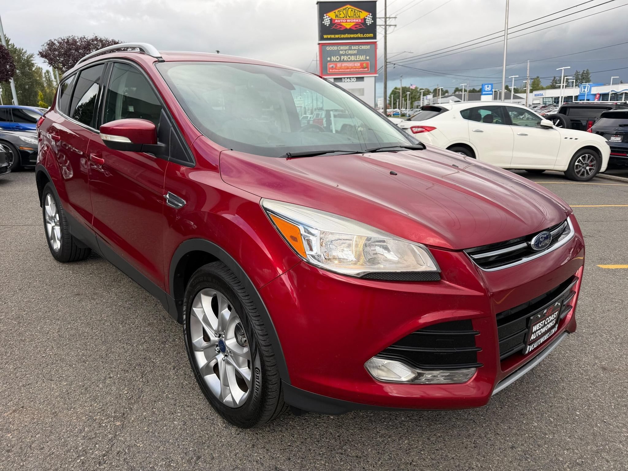 Used 2014 Ford Escape Titanium AWD/4WD image 7
