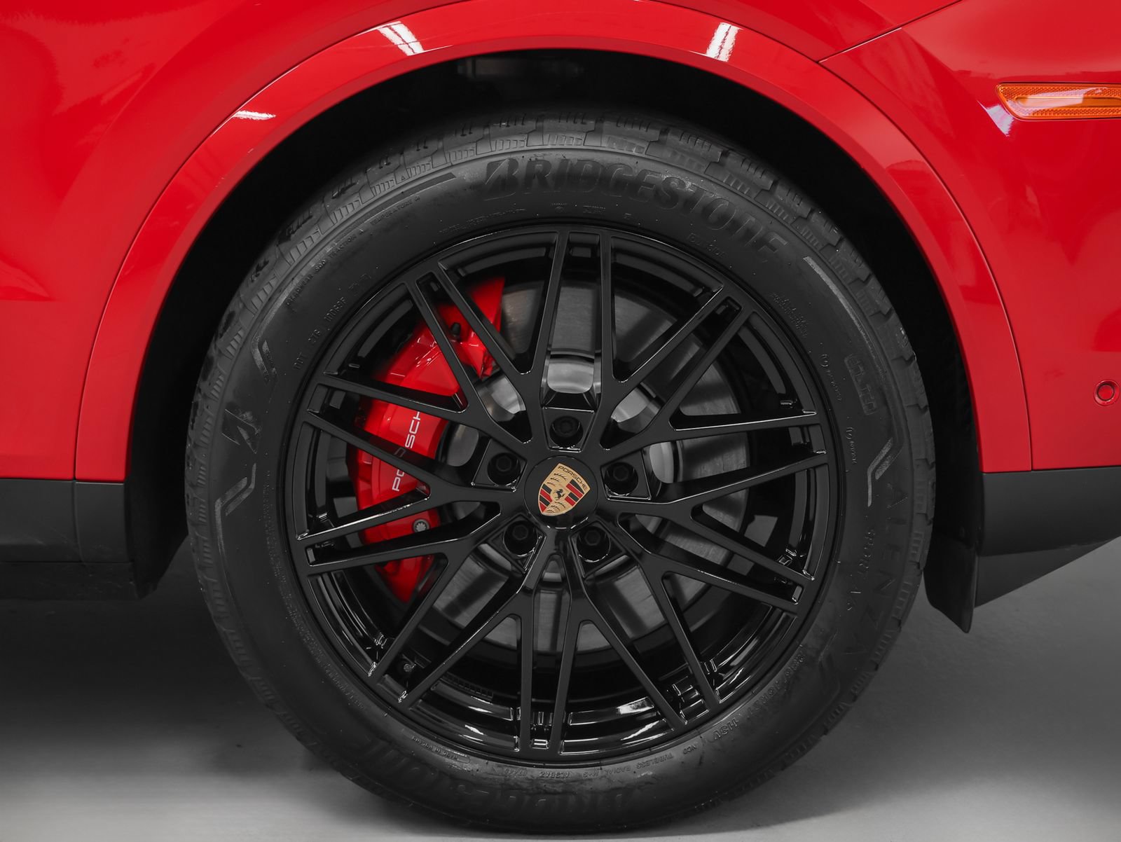 Certified 2026 Porsche Cayenne S AWD/4WD image 16