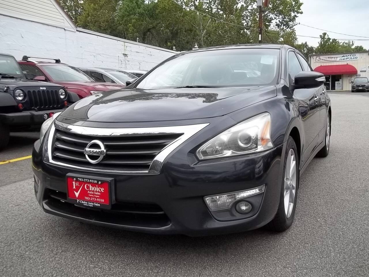 Used 2013 Nissan Altima 2.5 SL w/ Technology Pkg FWD image 1