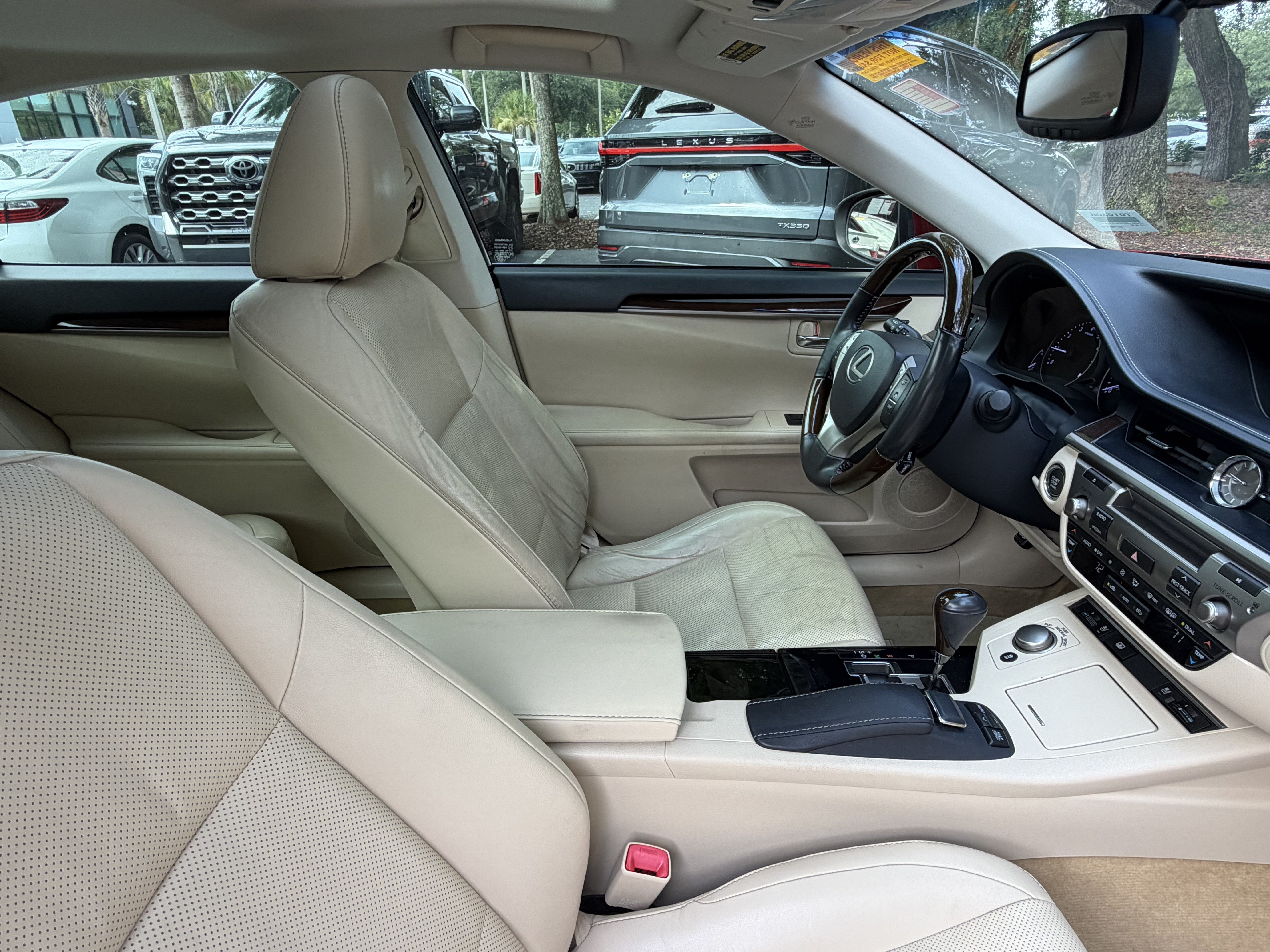 Used 2013 Lexus ES 350 w/ Luxury Pkg FWD image 42