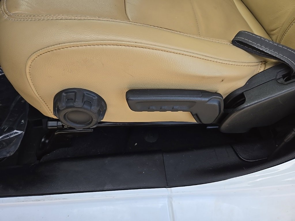 Used 2018 Jeep Wrangler Unlimited Sahara image 53