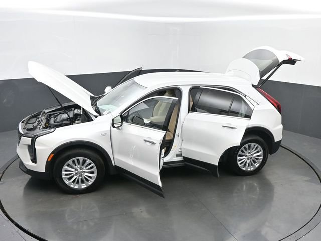 Used 2024 Cadillac XT4 Luxury w/ Cold Weather Package AWD/4WD image 79