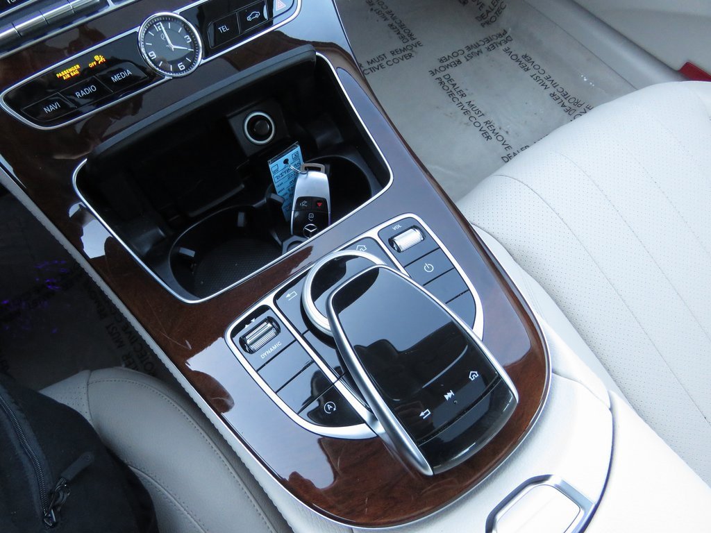 Used 2020 Mercedes-Benz E 350 4MATIC Sedan image 24