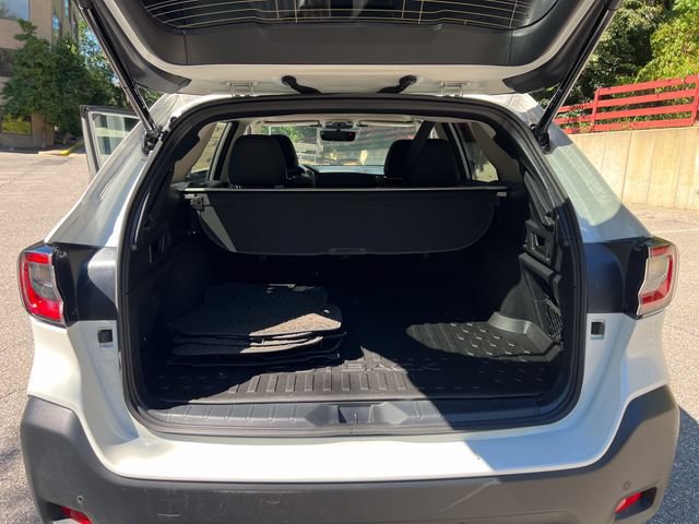 Certified 2025 Subaru Outback Onyx Edition AWD/4WD image 20