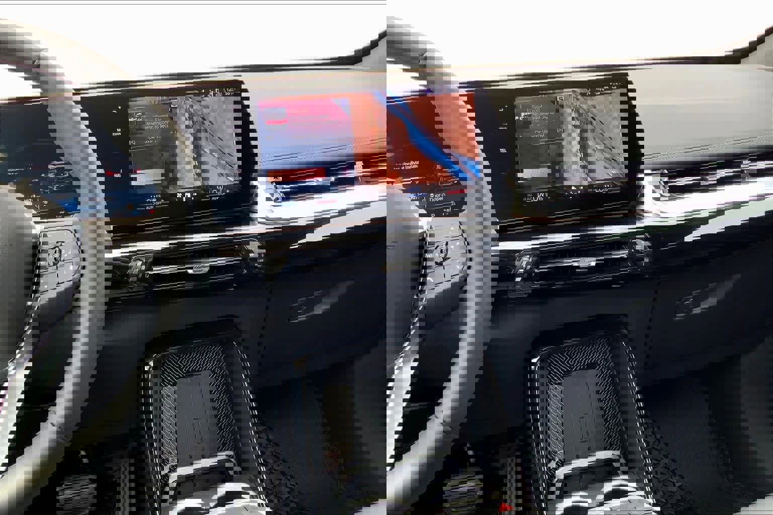 Used 2025 BMW X1 xDrive28i w/ Convenience Package image 16