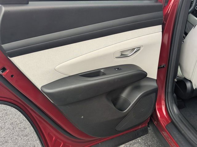 Used 2025 Hyundai Tucson SEL FWD image 18