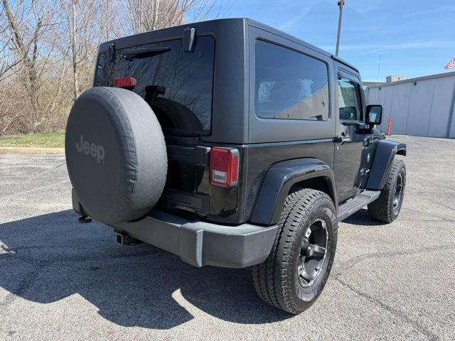 Used 2011 Jeep Wrangler Sahara w/ Dual Top Group image 4