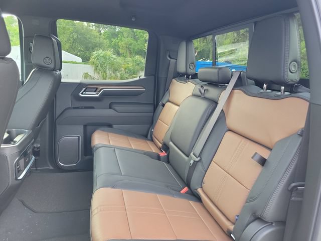 New 2026 Chevrolet Silverado 1500 High Country w/ Technology Package AWD/4WD image 13