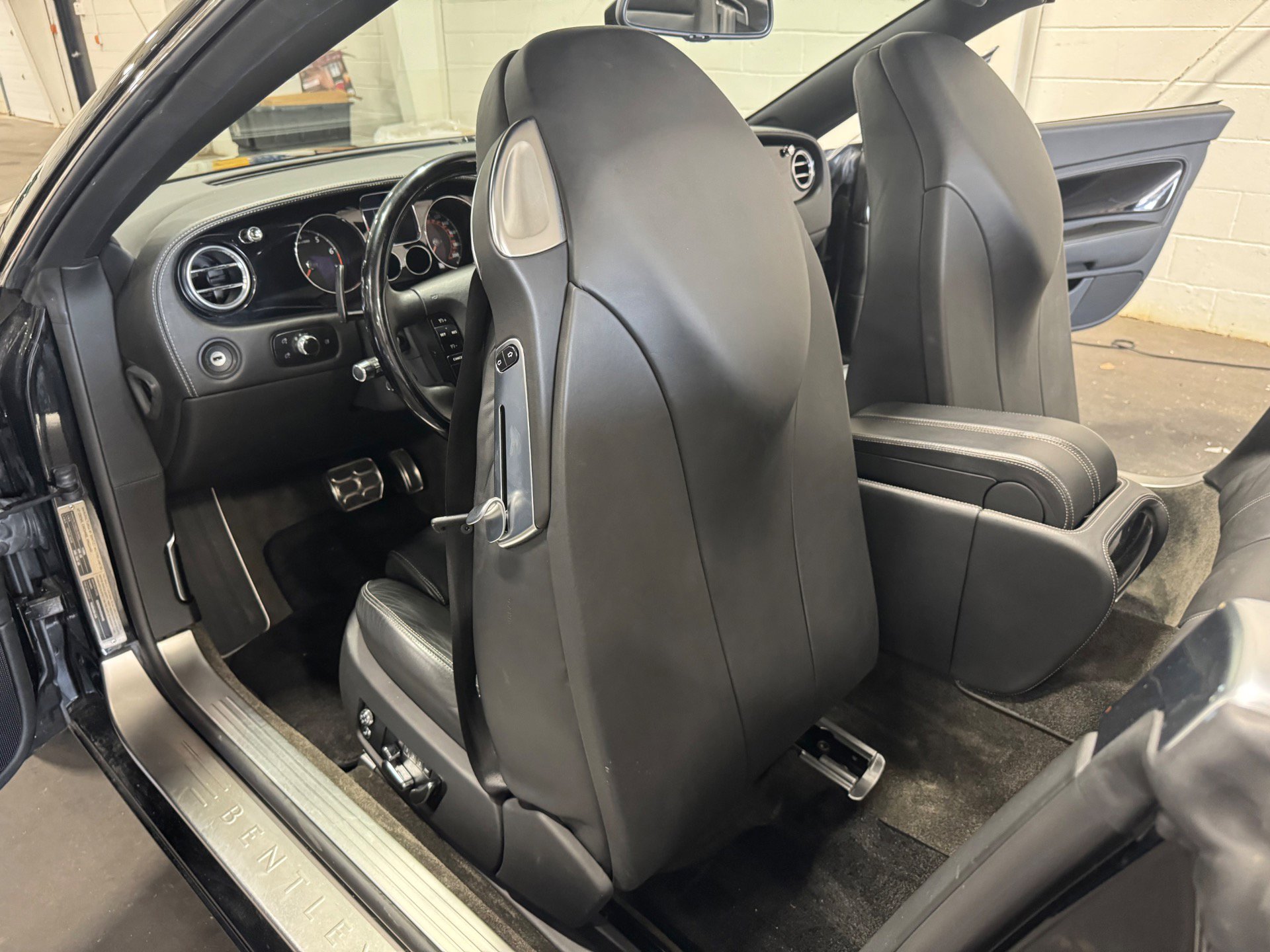 Used 2007 Bentley Continental GT image 92