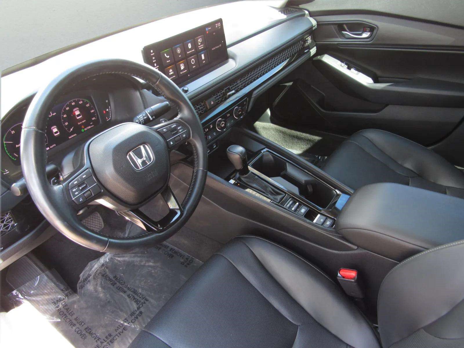 Certified 2024 Honda Accord EX-L image 15