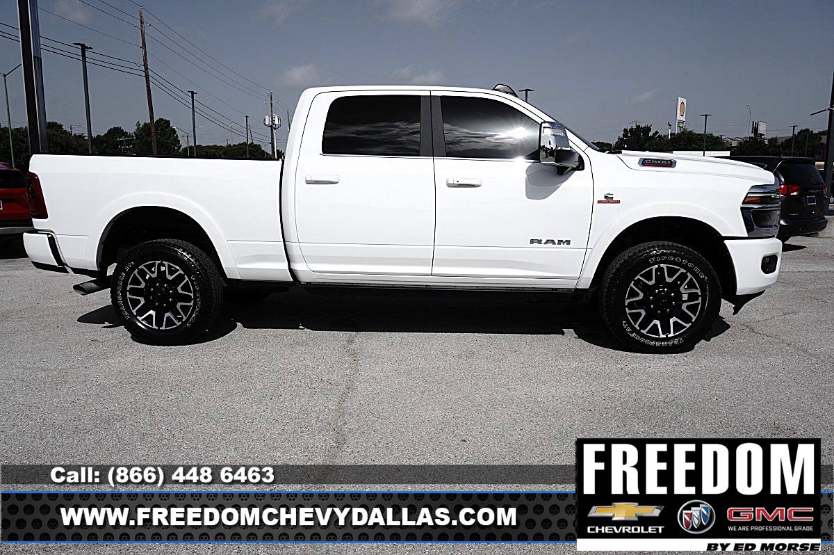 Used 2025 RAM 2500 Limited AWD/4WD image 42