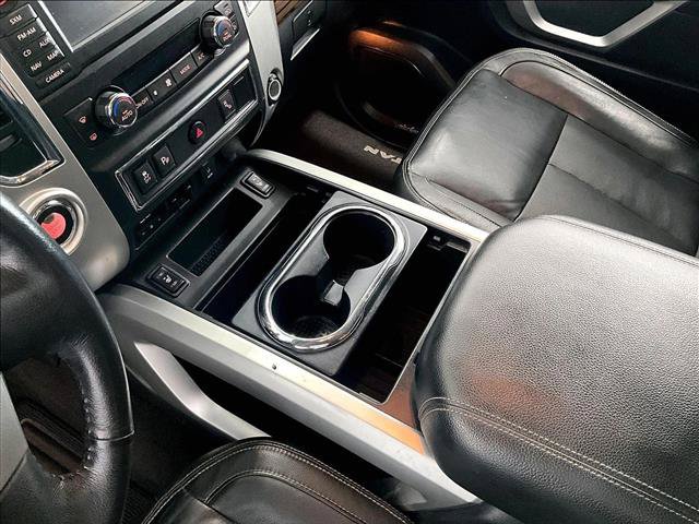 Used 2016 Nissan Titan SL RWD image 15