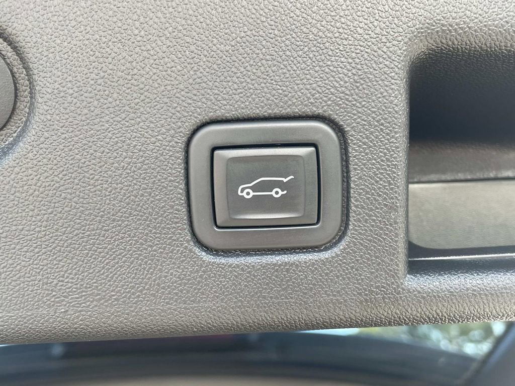 Used 2024 Chevrolet Equinox LT w/ LPO, Floor Liner Package image 12