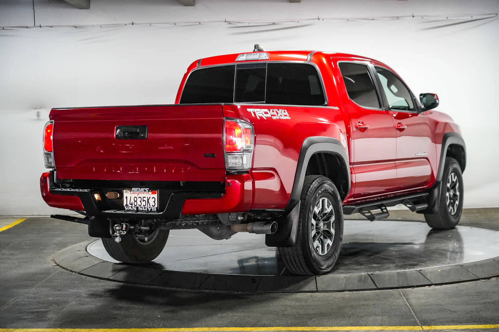 Used 2022 Toyota Tacoma TRD Off-Road w/ Technology Package AWD/4WD image 6