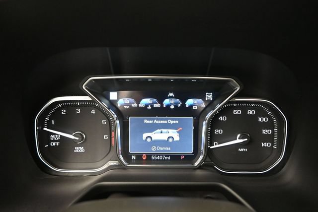 Used 2021 GMC Yukon AT4 w/ AT4 Premium Plus Package AWD/4WD image 11