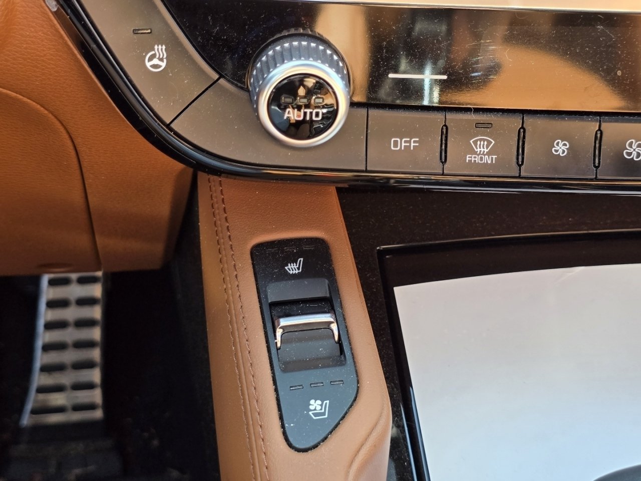Used 2025 Kia Telluride SX X-Line AWD/4WD image 23