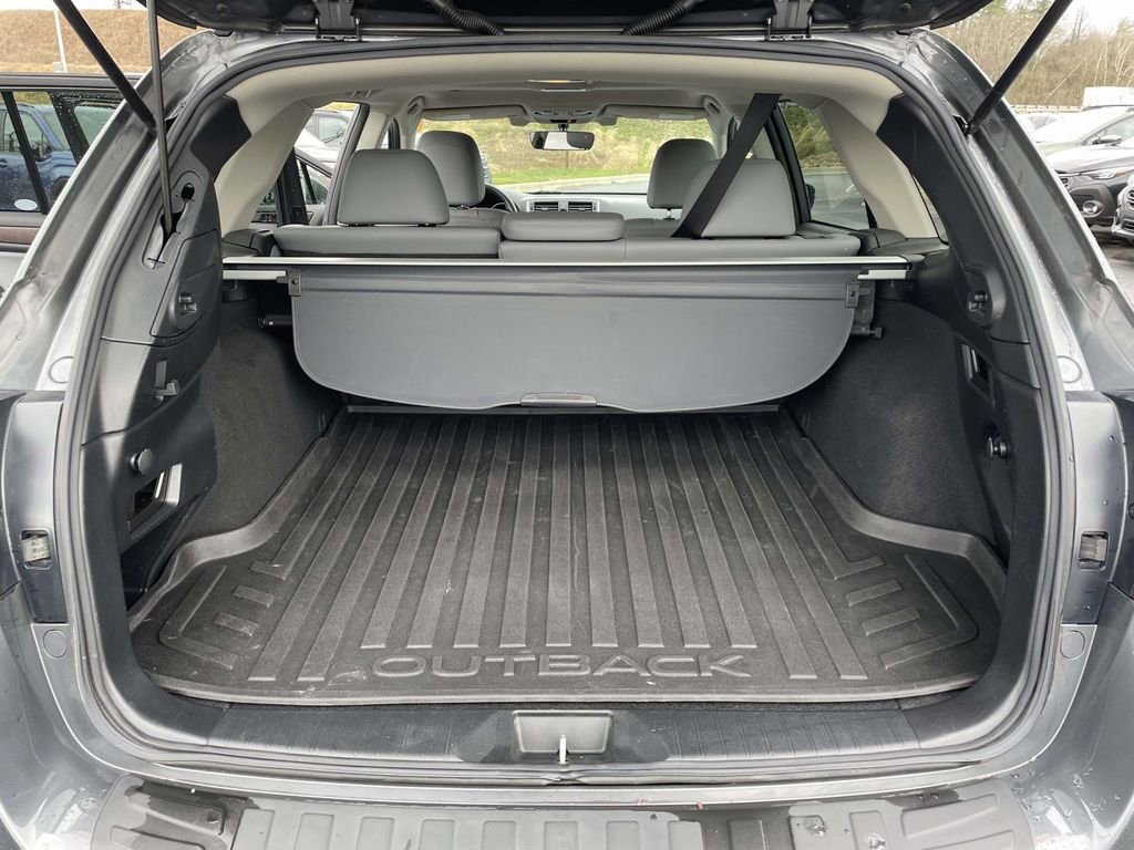 Used 2019 Subaru Outback 2.5i Limited image 32