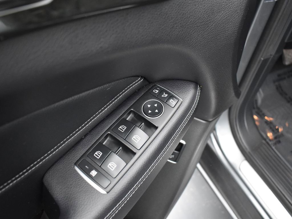 Used 2018 Mercedes-Benz GLE 350 image 10