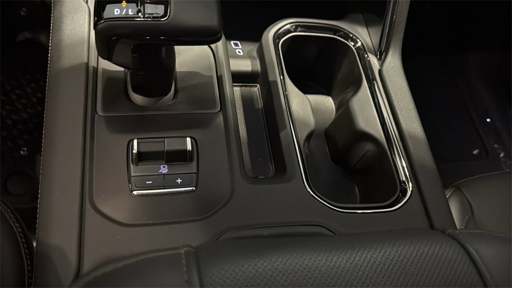 Used 2023 GMC Sierra 1500 AT4 w/ AT4 Preferred Package image 28