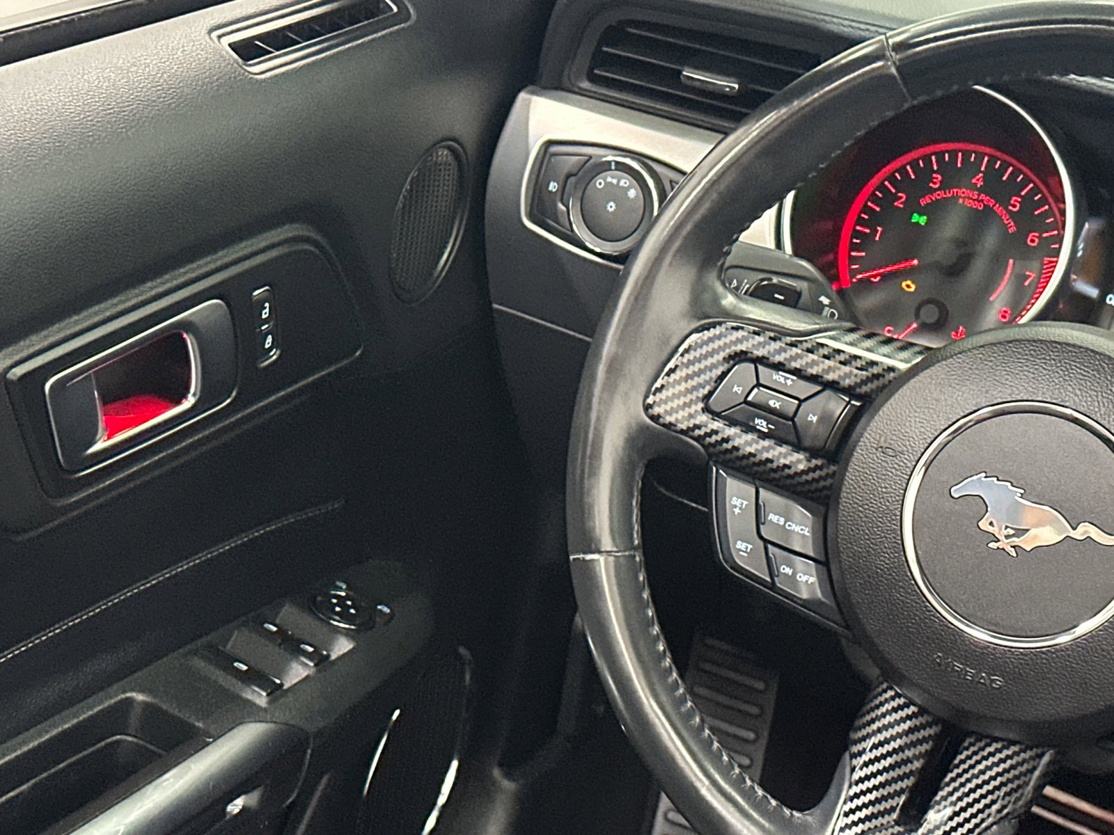 Used 2021 Ford Mustang Premium image 21