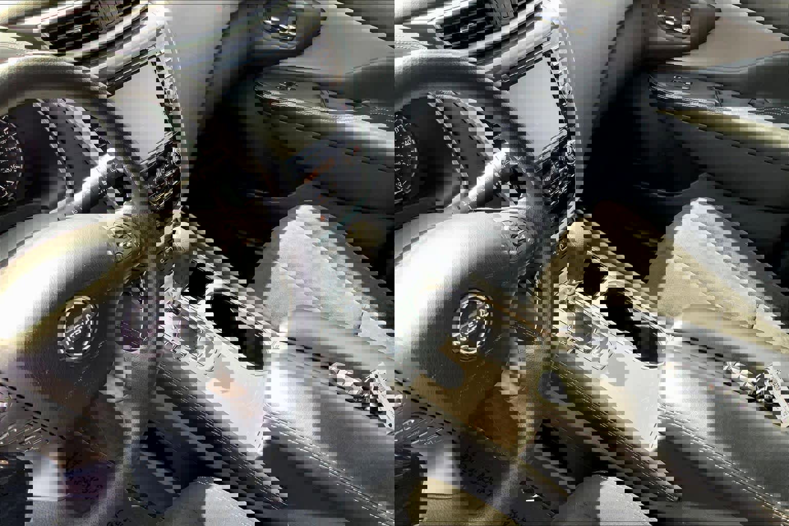 Used 2023 Nissan Murano S image 16