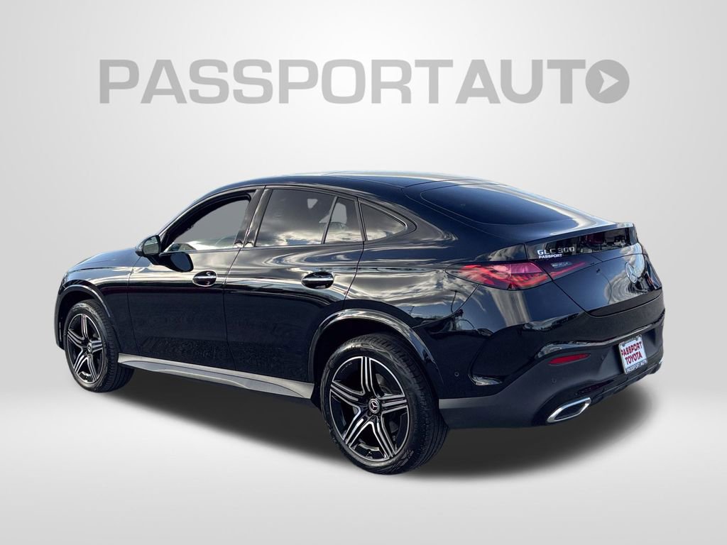 Used 2024 Mercedes-Benz GLC 300 4MATIC image 3