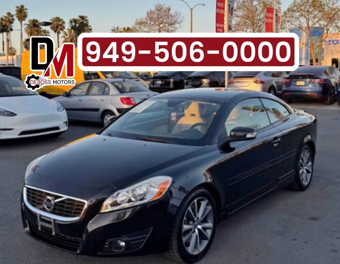 Used 2011 Volvo C70 T5 w/ Convenience Pkg image 1