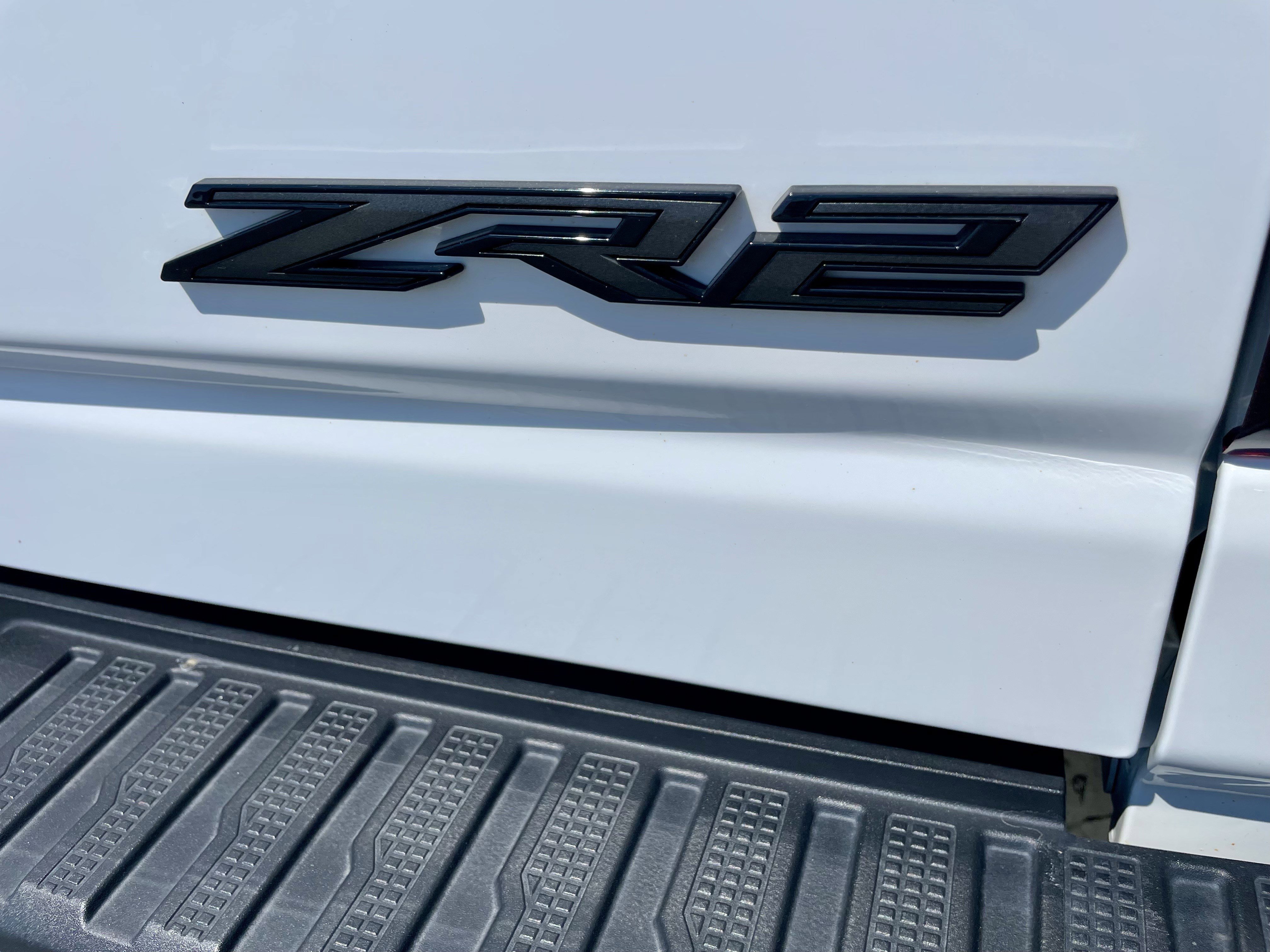 Used 2025 Chevrolet Silverado 2500 ZR2 w/ Technology Package AWD/4WD image 34