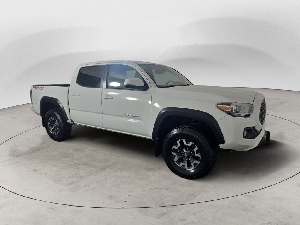 Used 2022 Toyota Tacoma TRD Off-Road w/ Technology Package AWD/4WD image 7