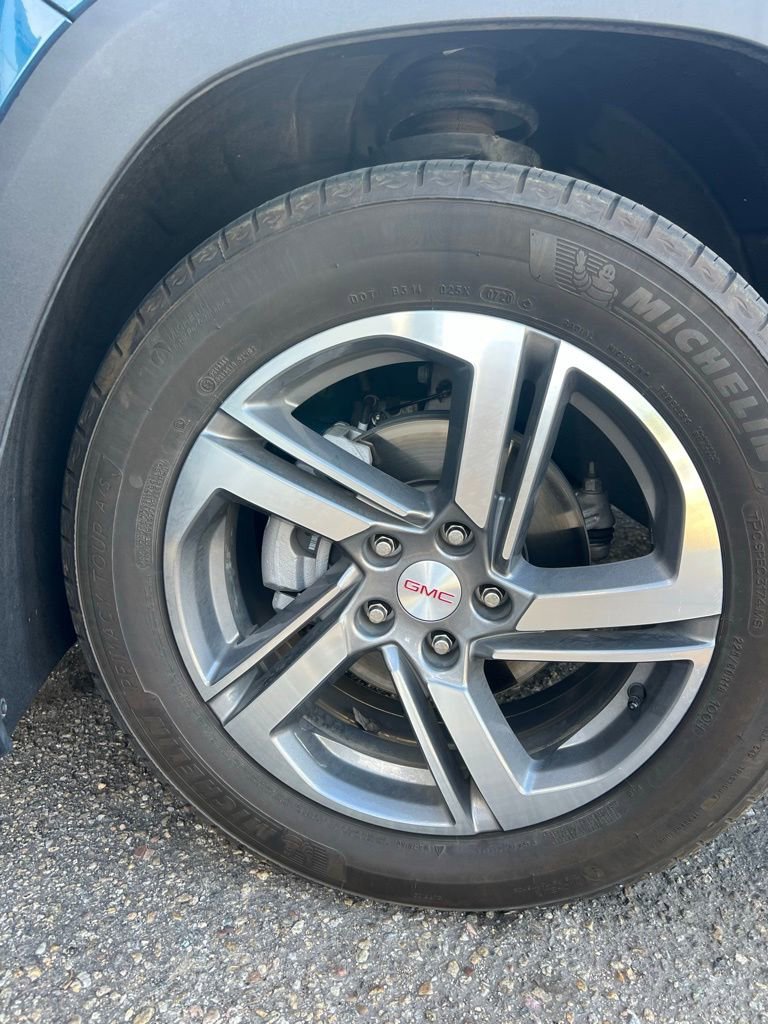Used 2020 GMC Terrain SLT w/ Preferred Package AWD/4WD image 8