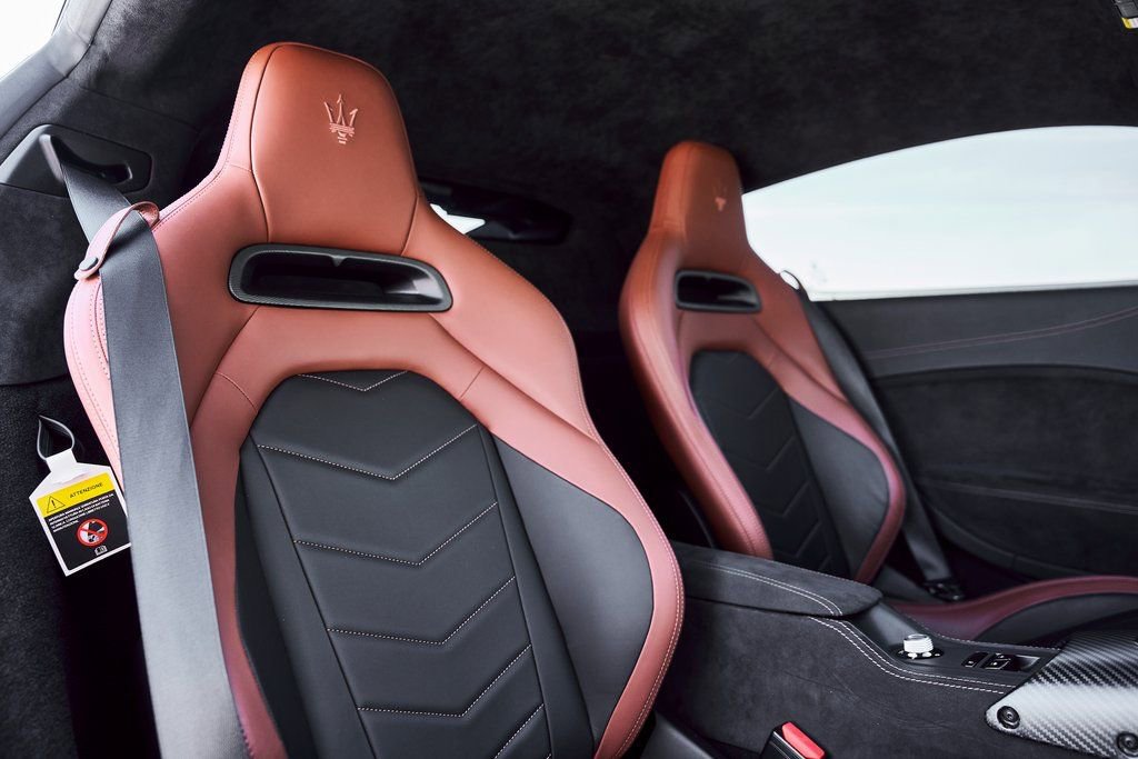 Used 2023 Maserati MC20 Coupe RWD image 42