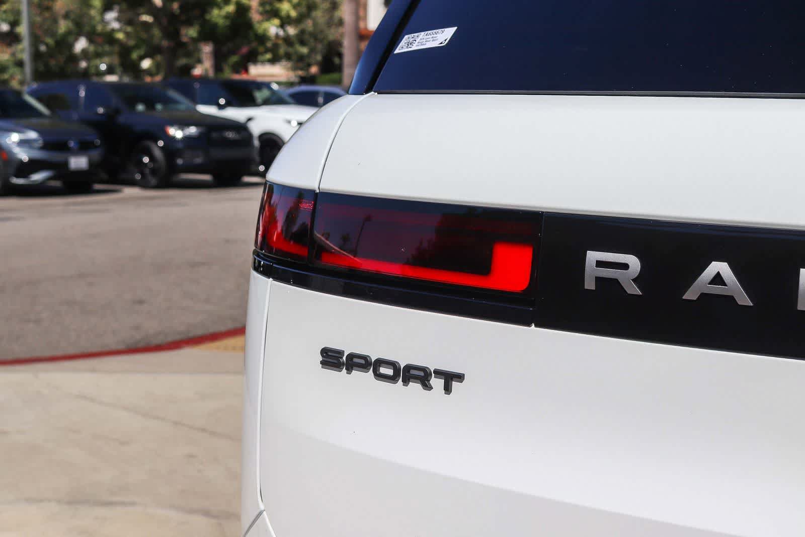 New 2026 Land Rover Range Rover Sport SE AWD/4WD image 7