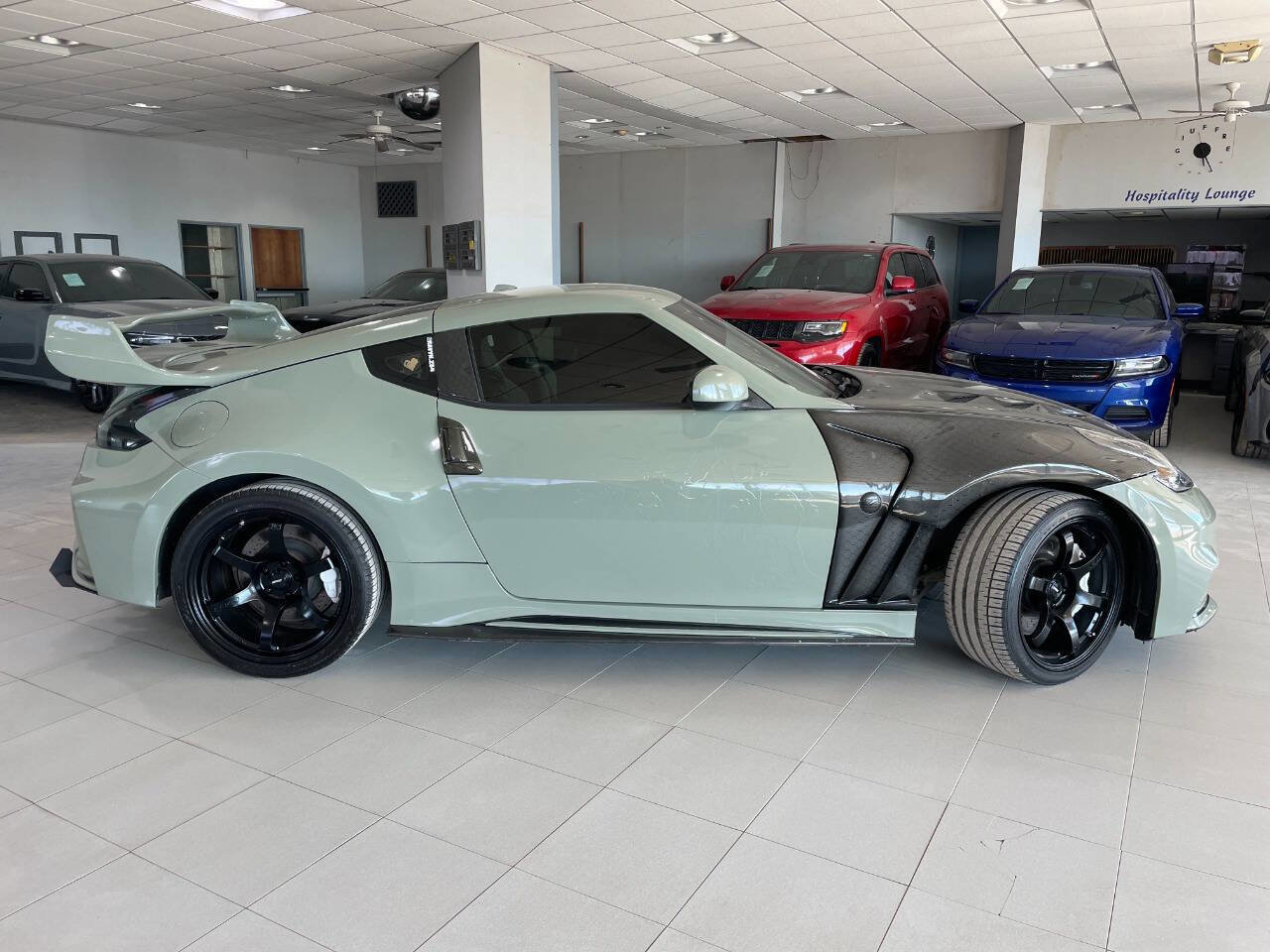Used 2015 Nissan 370Z NISMO image 8