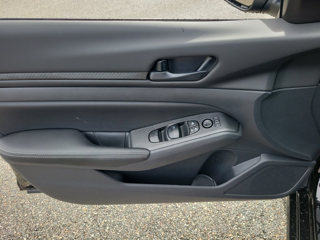 New 2026 Nissan Altima 2.5 SV FWD image 11