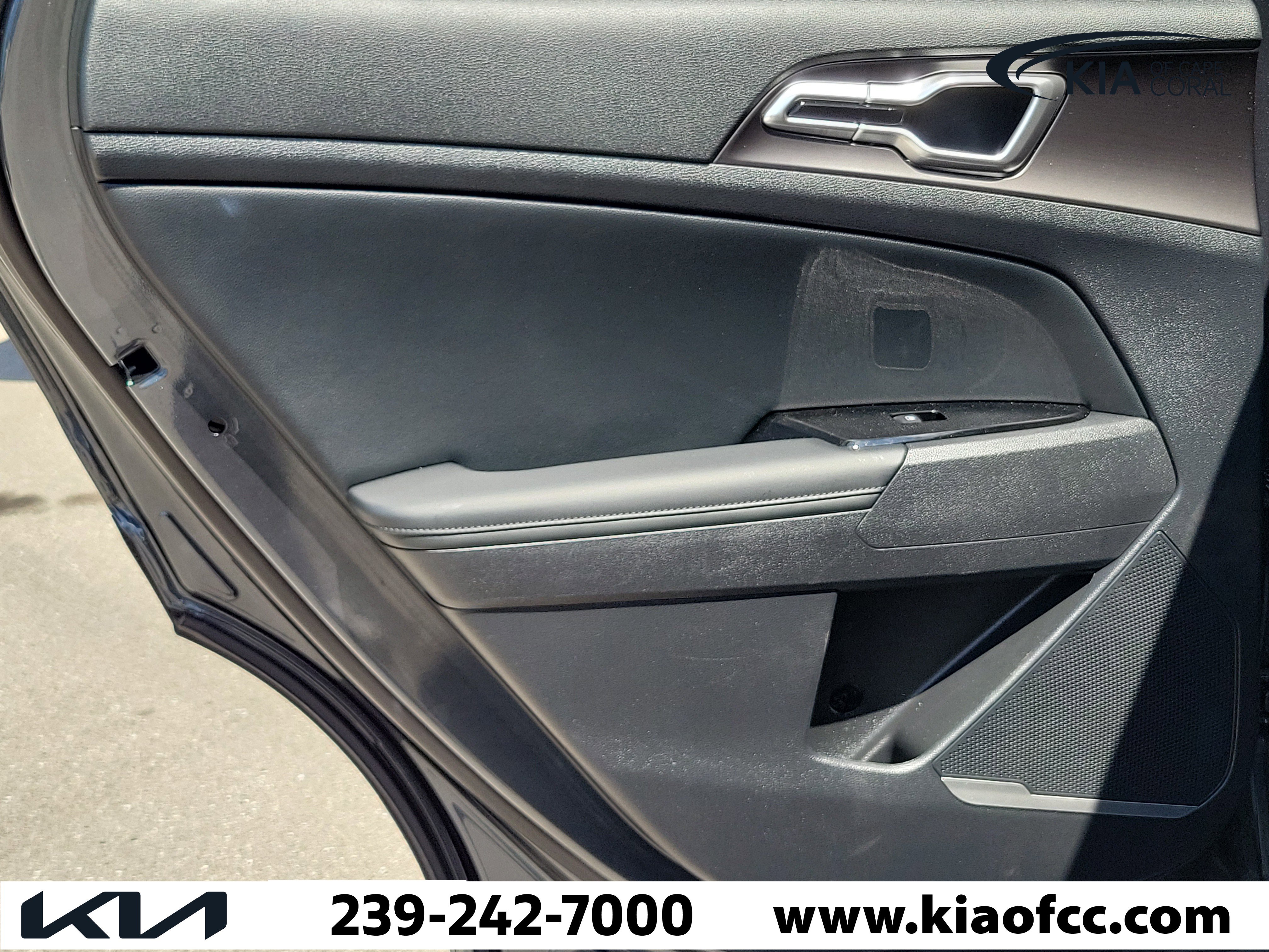 Certified 2023 Kia Sportage EX image 14