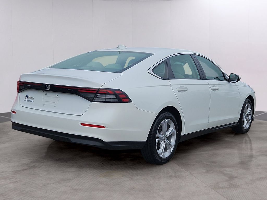 Certified 2024 Honda Accord LX image 4