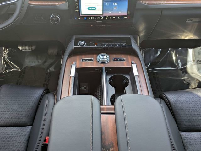 New 2026 Lincoln Navigator L Black Label image 17